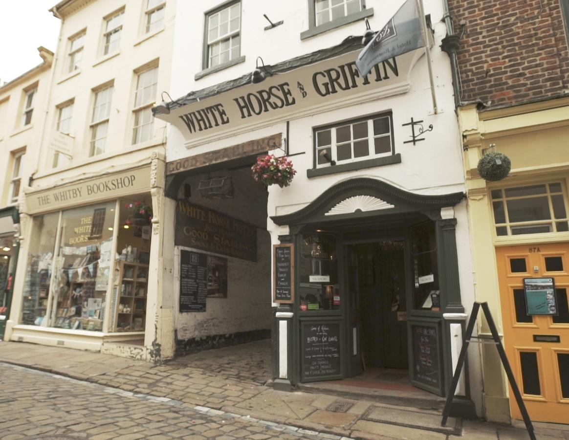 White Horse & Griffin Hotel Уитби Екстериор снимка
