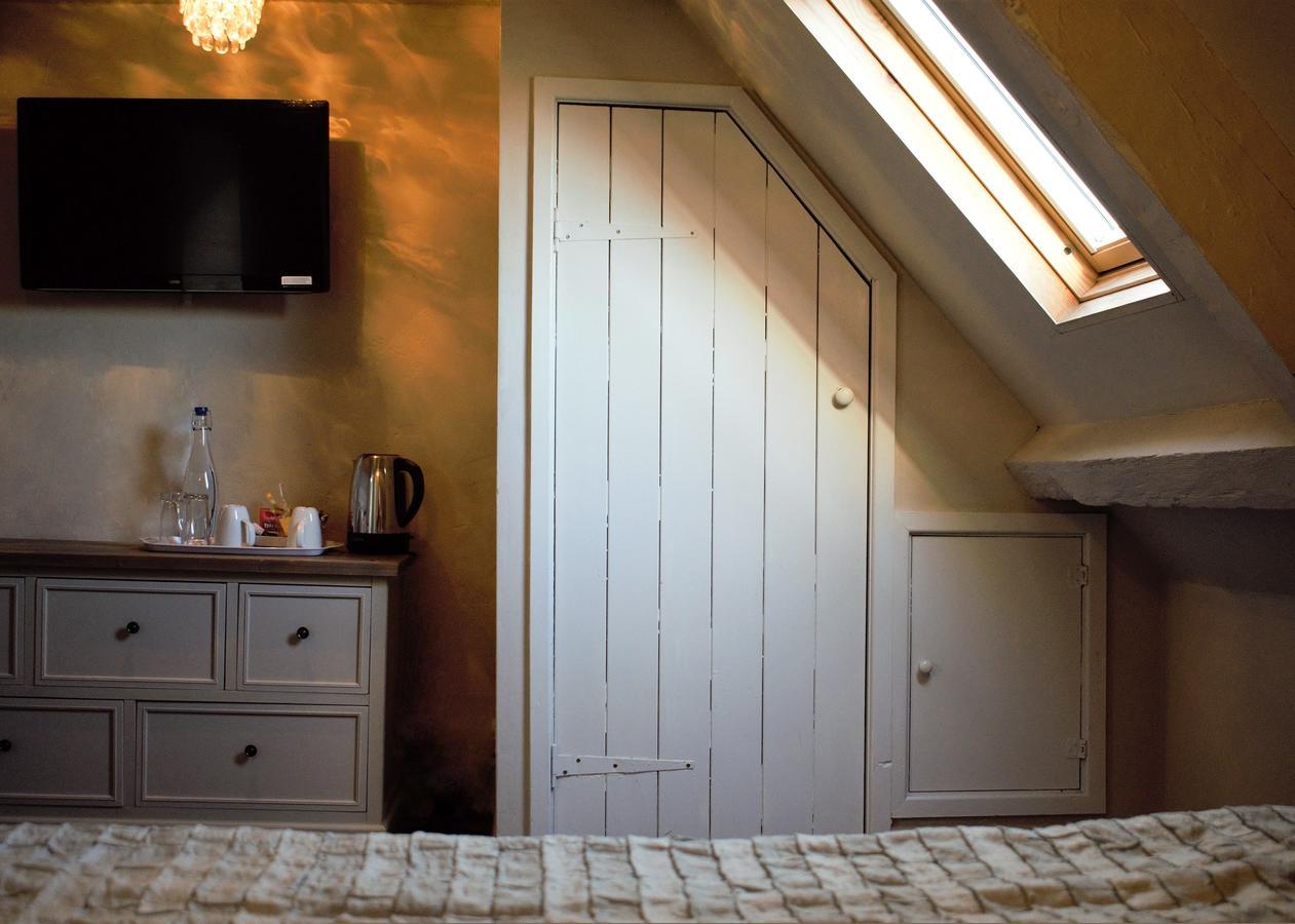 White Horse & Griffin Hotel Уитби Екстериор снимка